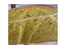 Pane multicereali e curcuma