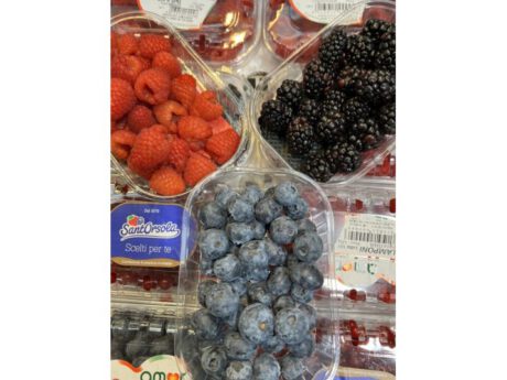 Frutti di bosco al cestino