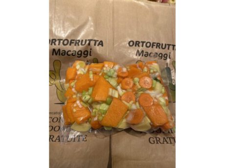 Vellutata di Verdure 500gr circa X 3 persone SOTTOVUOTO
