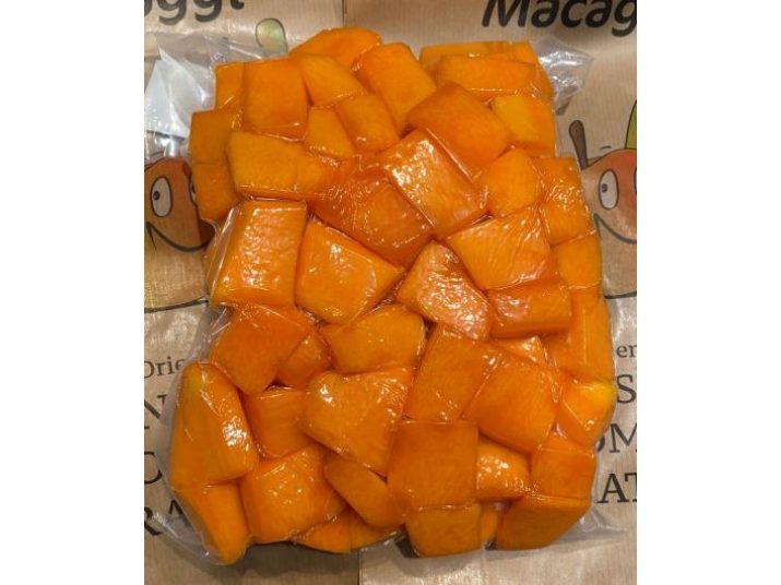 ortofrutta_macaggi-zucca-italia-tagliata-busta-da-500gr-circa-sottovuoto