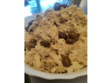 Insalata di pollo (2 versioni) (Insalàtta de pólàstro in dui moddi)