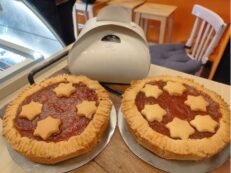 torte-crostata-alla-confettura-di-albicocca-torta-de-marmelata-de-bricocali