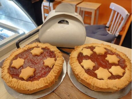 torte-crostata-alla-confettura-di-albicocca-torta-de-marmelata-de-bricocali